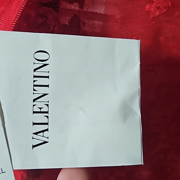 Valetino red lace tip for women size 2 - Picture 2 of 5